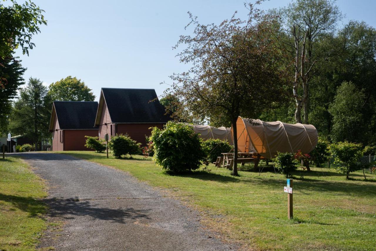 Camping Les Falaises De Toussaint Buitenkant foto